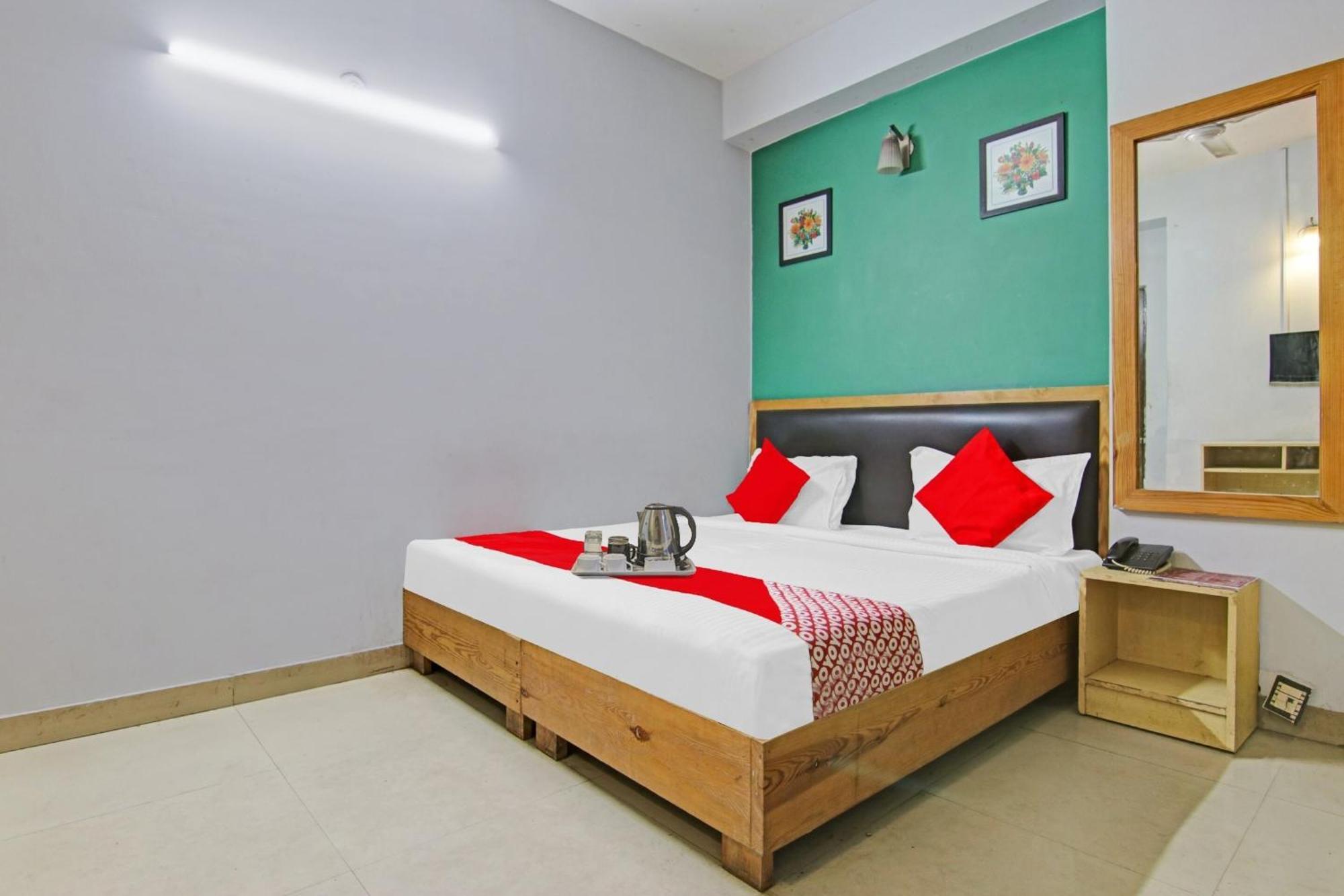 ניו דלהי Hotel O Flagship Hotel Metro Star Near Lotus Temple מראה חיצוני תמונה